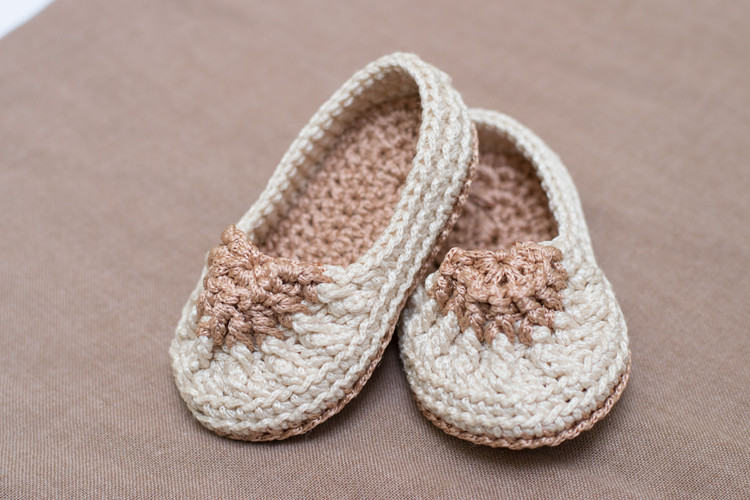 Crochet Pattern Modern Baby Shoes