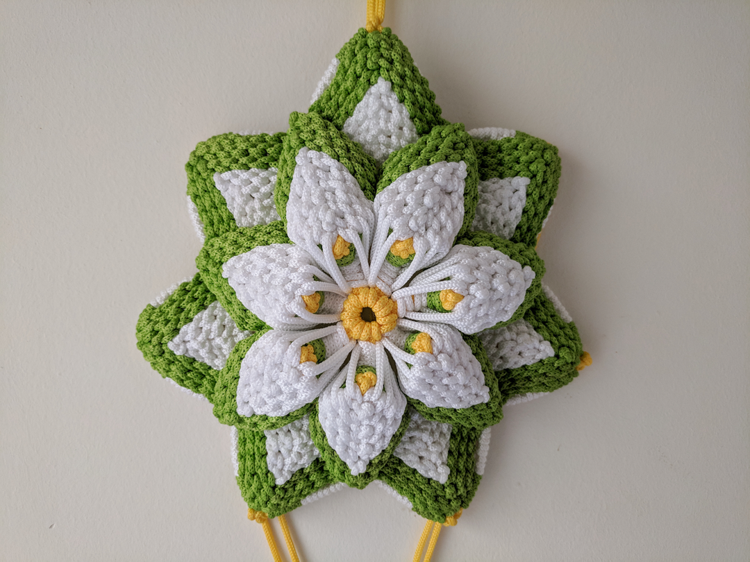 Wall Hanging 3D Flower, Macrame Pattern