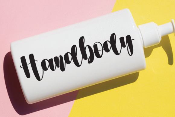 Hello Wedding Font - Preview 2