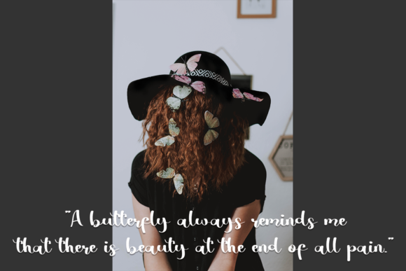 Butterfly Font - Preview 2