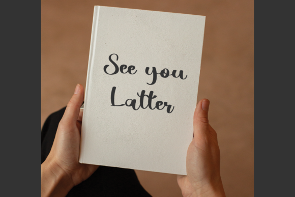 Butterfly Font - Preview 4