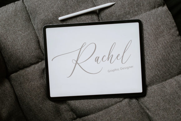 Amantea Script Font - Preview 3