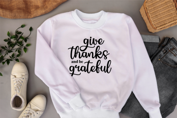 Glamoura Font - Preview 4