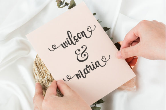 Almida Font - Preview 1