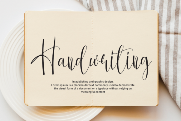Christmas Family Font - Preview 1