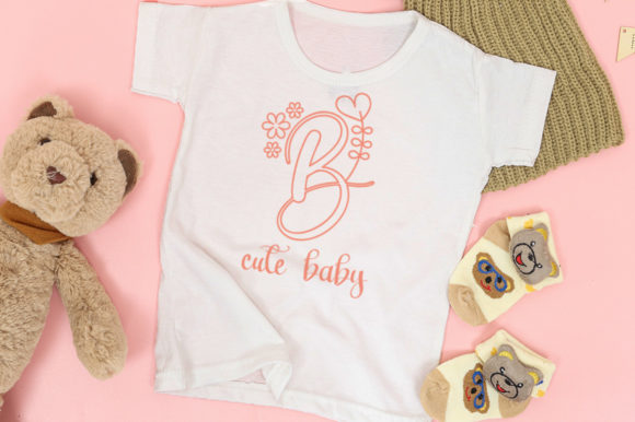 Alissa Monogram Font - Preview 1