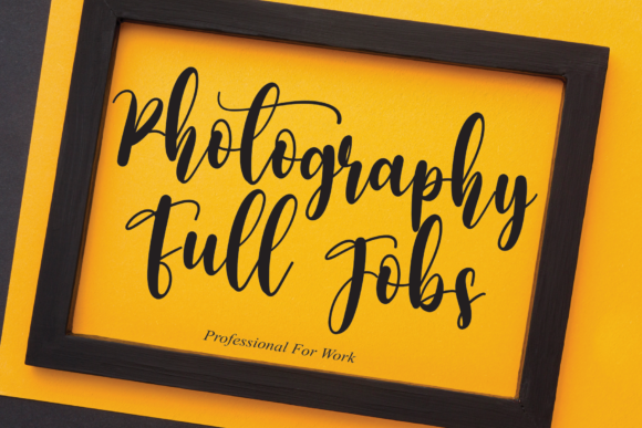 Amellinda Font - Preview 4