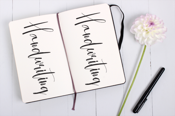 Emolka Font - Preview 2