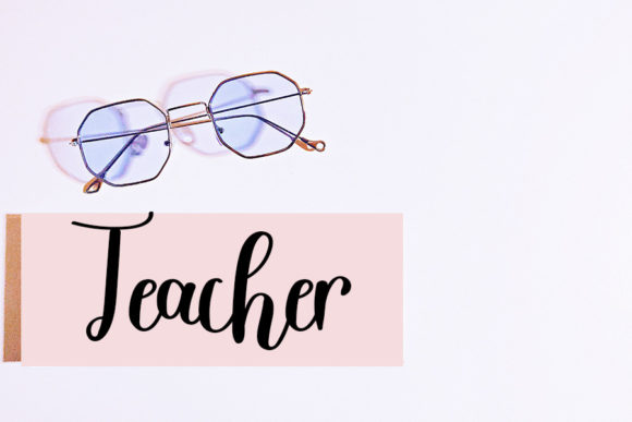 Fathermother Font - Preview 1