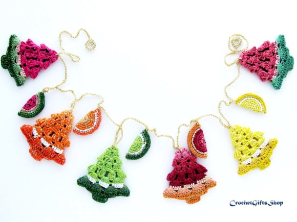Christmas Tree Garland Crochet Pattern