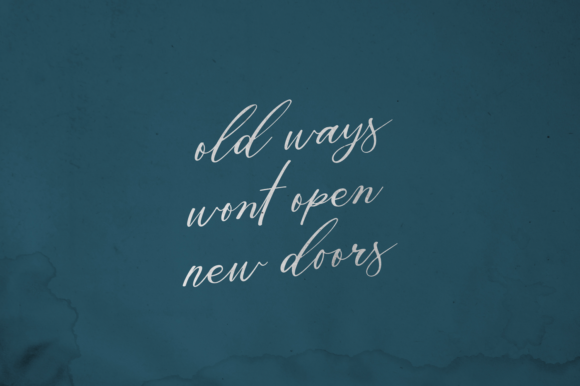 Aghony Font - Preview 2