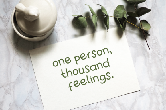 Emely Brown Font - Preview 4