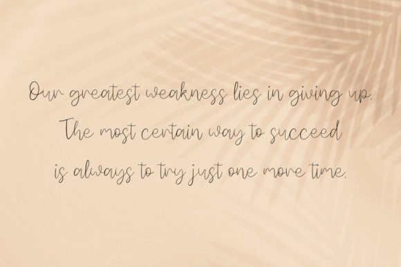 Calinea Font - Preview 4