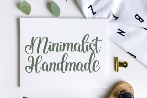 Autumns Font - Preview 2
