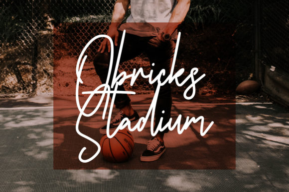 Betsyclove Font - Preview 2