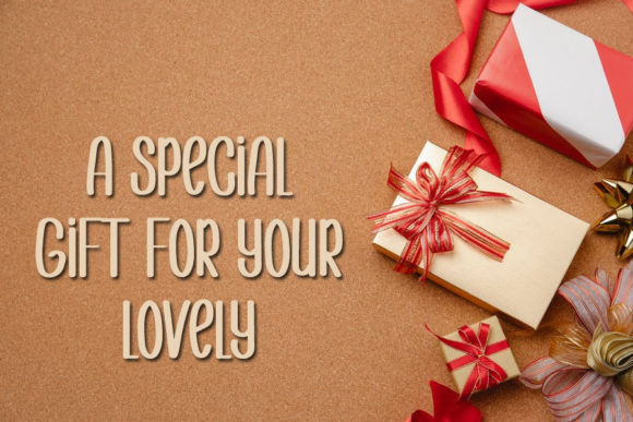 Christmas Happiness Font - Preview 3