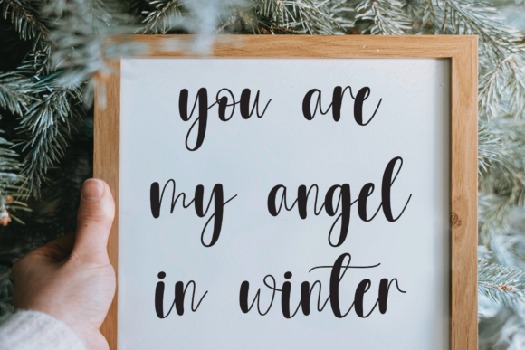 Happy Christmas Font - Preview 3