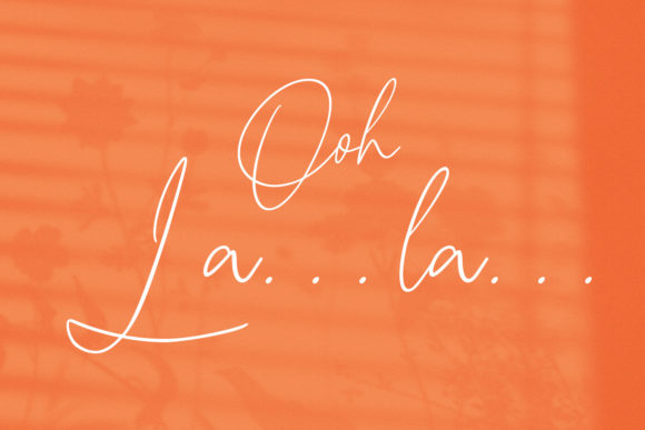 Frenchasette Font - Preview 3