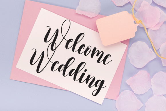 Harmonis Font - Preview 1