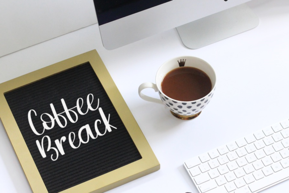 Black Beautiful Font - Preview 2