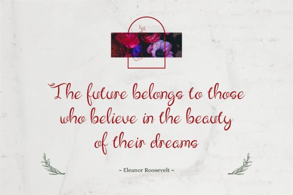 Briona Flower Font - Preview 1