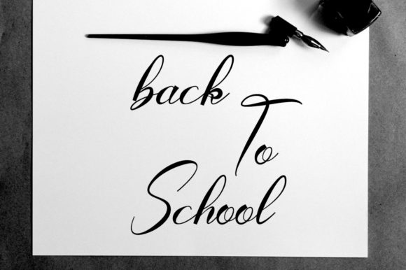 Garbens Font - Preview 5