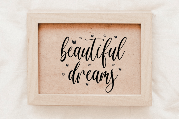 Brittishfeel Font - Preview 1