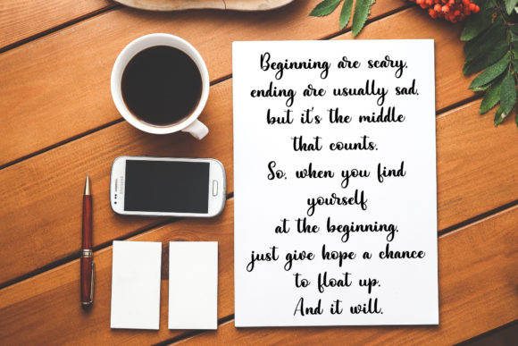Hello Veronica Font - Preview 4