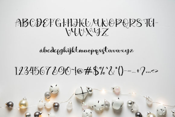 For Christmas Font - Preview 4