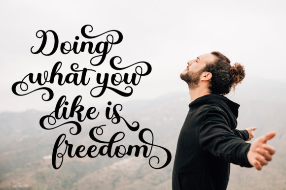 Costa Smeralda Script Font - Preview 5