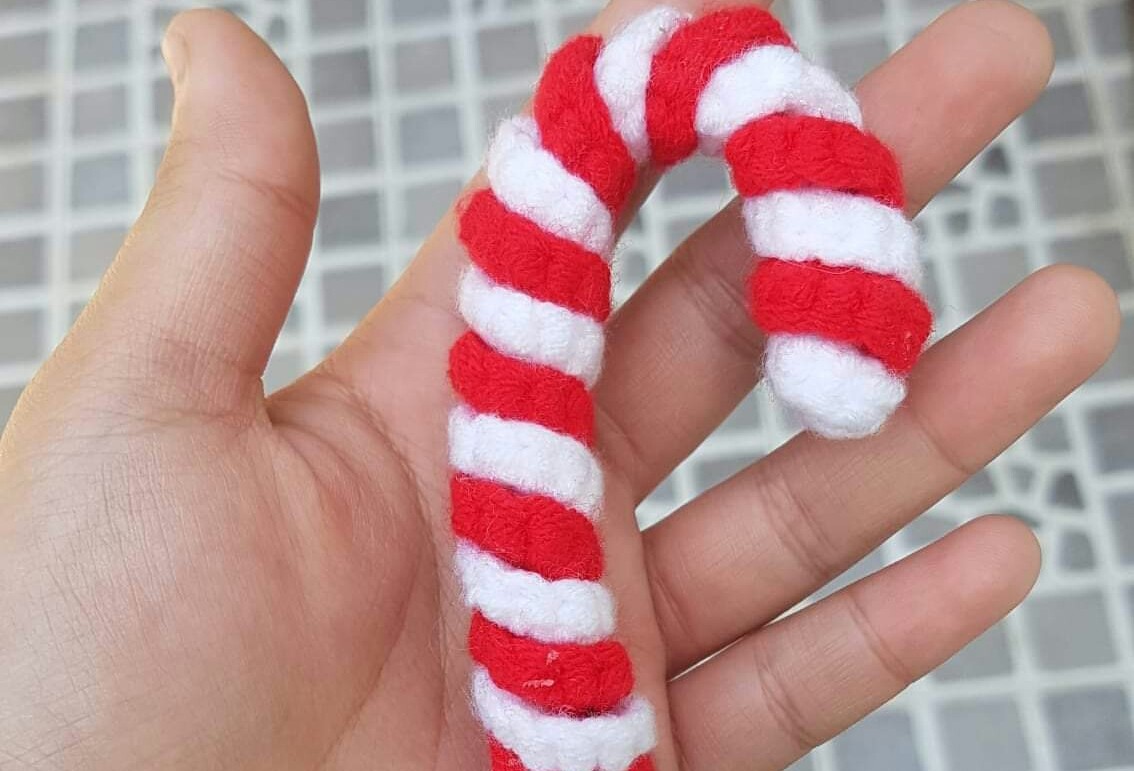 Crochet Candy Cane