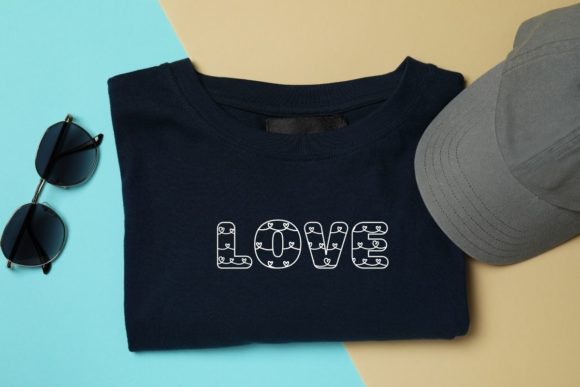 Love More Font PNG with transparent background - Preview 3