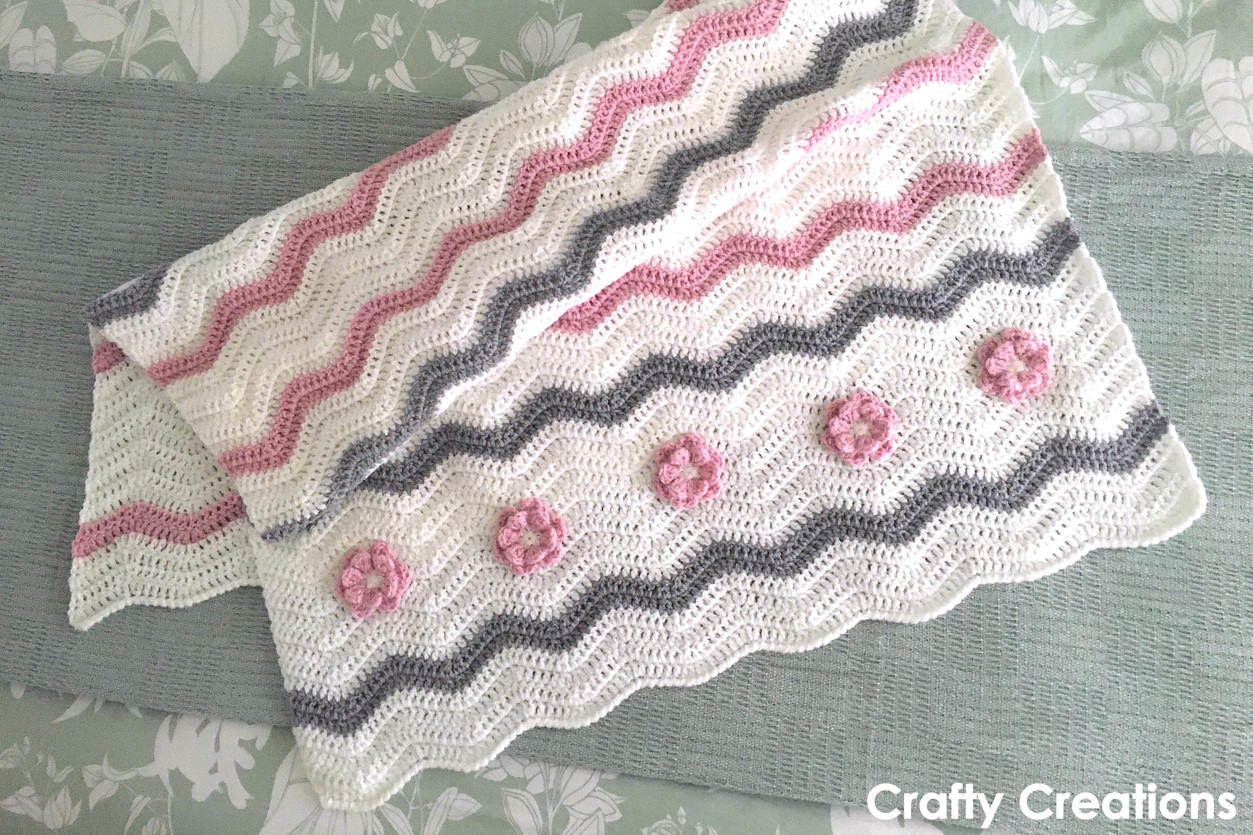 Floral Ripple Blanket
