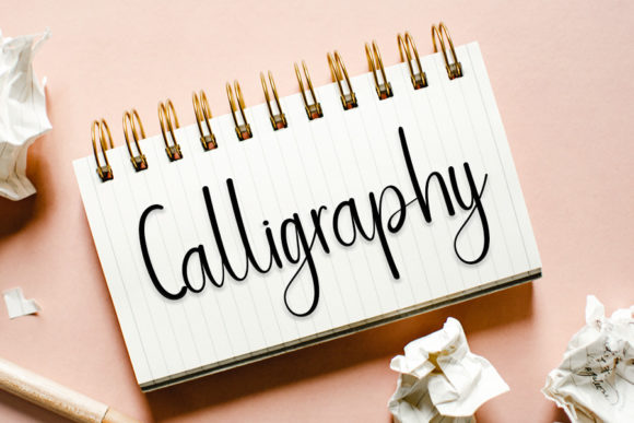Classic Vintage Font - Preview 1