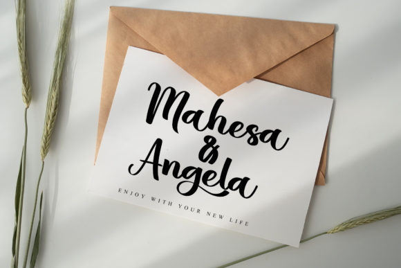 Garesta Font - Preview 1