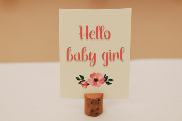 Heartly Font - Preview 1