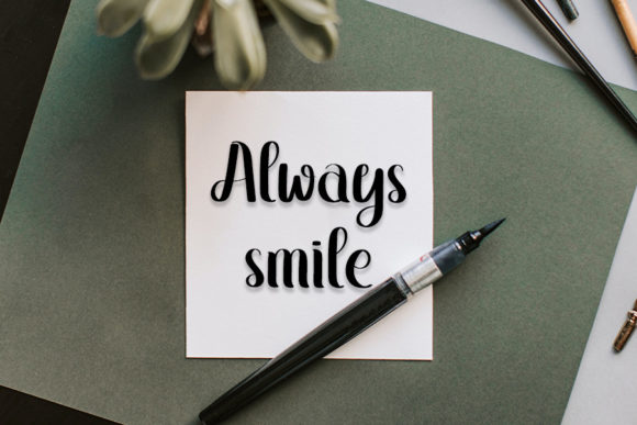 Heartly Font - Preview 2