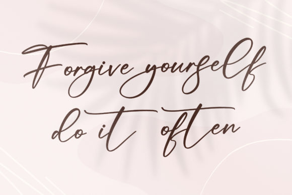 Bordeaux Font - Preview 4