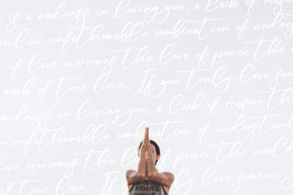 Bordeaux Font - Preview 6