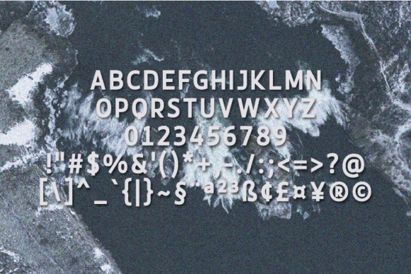 Boulder Font - Preview 1