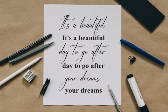 Buthernyla Delmond Font - Preview 3
