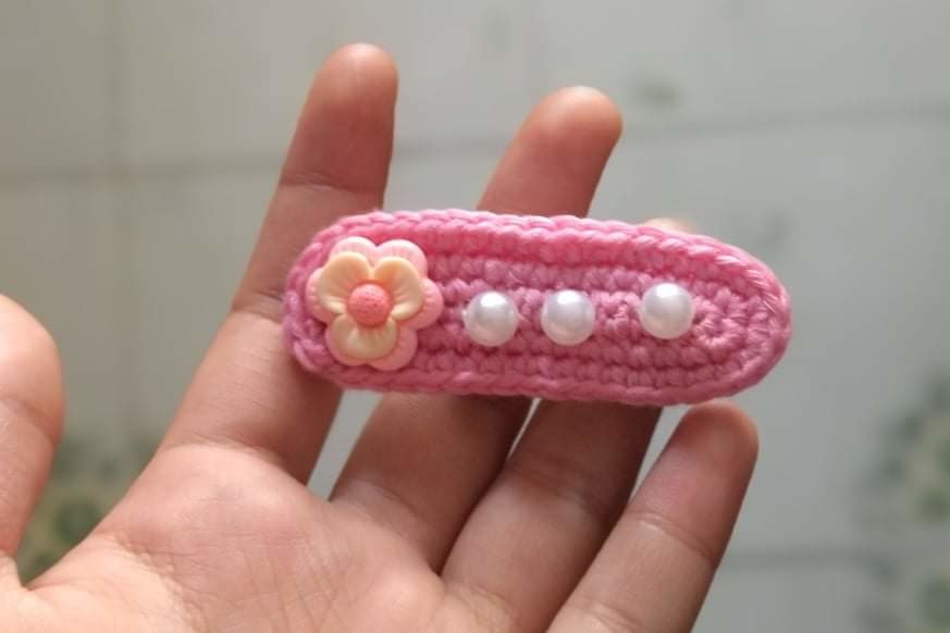 Crochet Pink Velvet Hair Clip