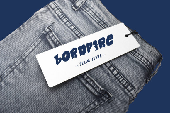 Joyful Berlin Font - Preview 6