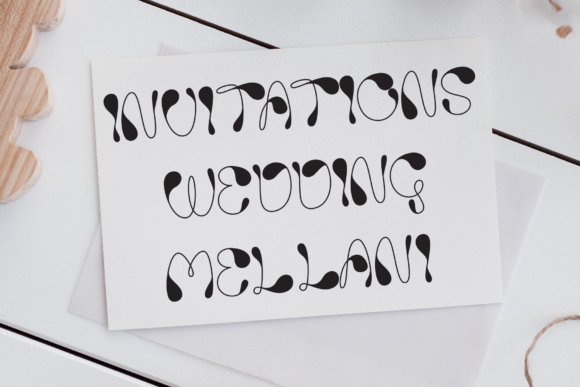 Banana Font - Preview 1