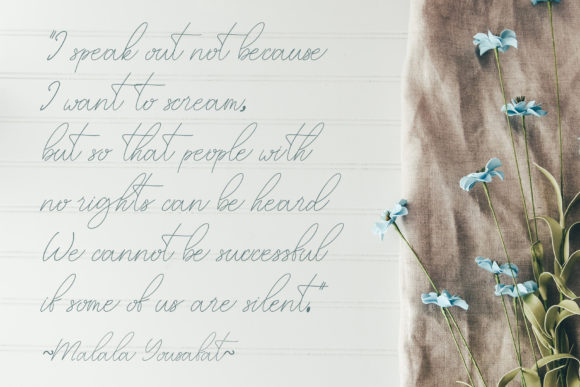 Lloisanne Font PNG with transparent background - Preview 6
