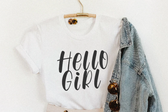 Chickyplum Font - Preview 1