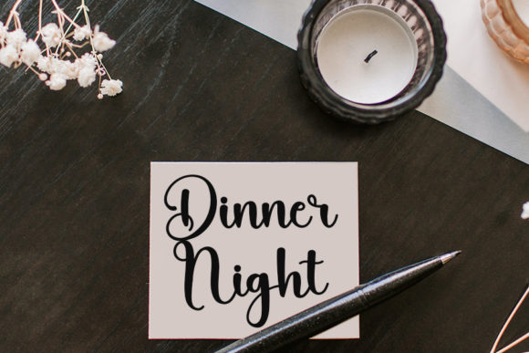 Blooms Font - Preview 4
