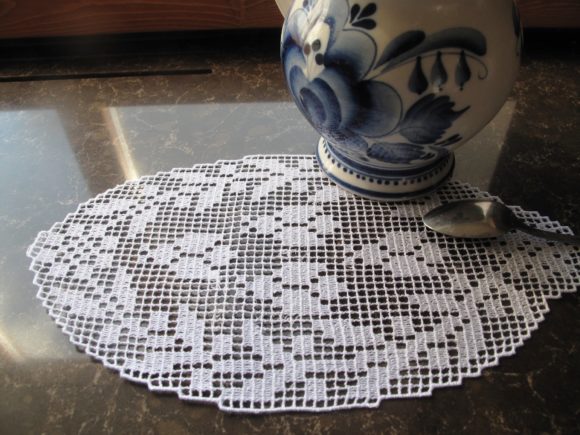 FSL Bee Doily
