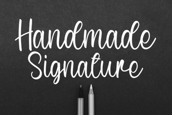 Glazy Font - Preview 1