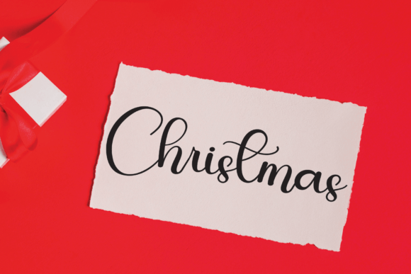 Handhome Font - Preview 1